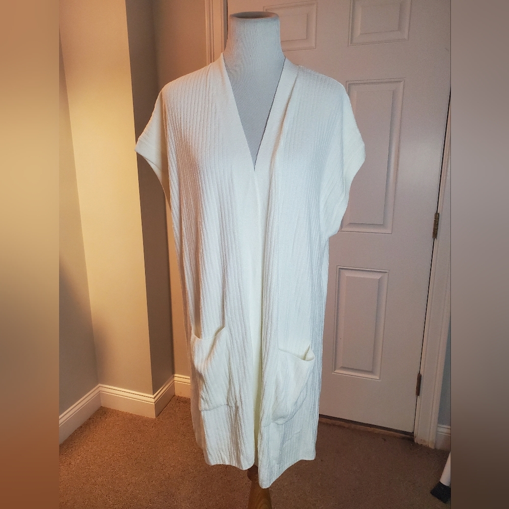 Barefoot Dreams CozyChic Ultra Lite Ribbed Pearl Vest